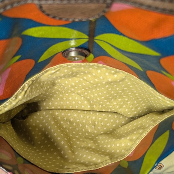 Fossil KeyPer Floral Adjustable Sling Crossbody Bag - Picture 4 of 10